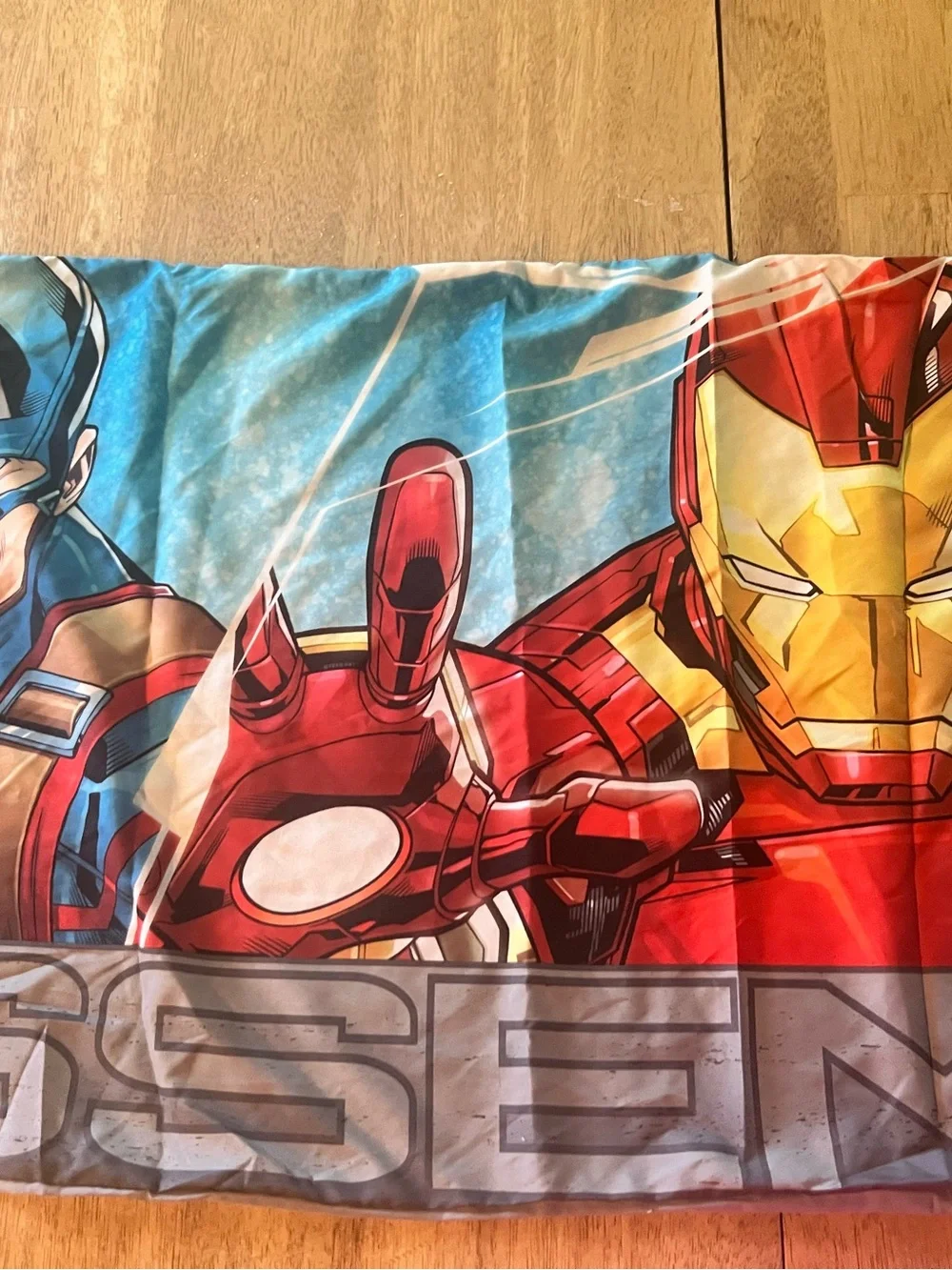 Marvel Avengers Kids Bedding Set full sheet set with body pillow and reg pillow